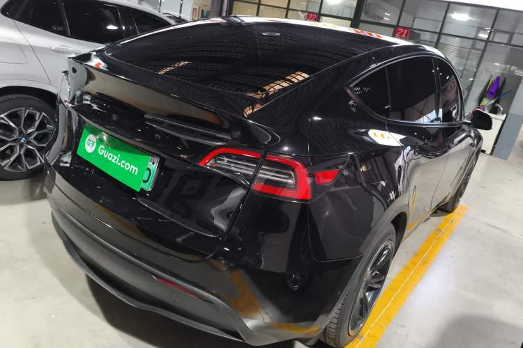 Used Tesla Model Y 2022 Rear-Wheel-Drive Version
