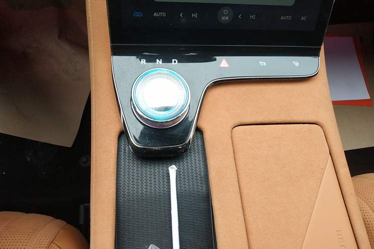 Used VOYAH PASSION 2023 Four-Wheel Drive Long-Range Version