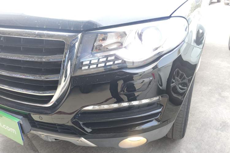 Used Haval H8 2015 2.0T Two-Wheel Drive Luxury Edition