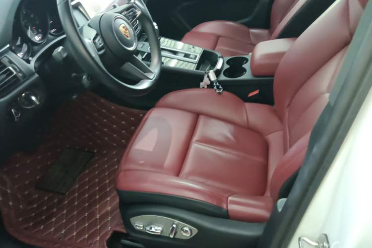 Used Porsche Macan 2023 Macan 2.0T
