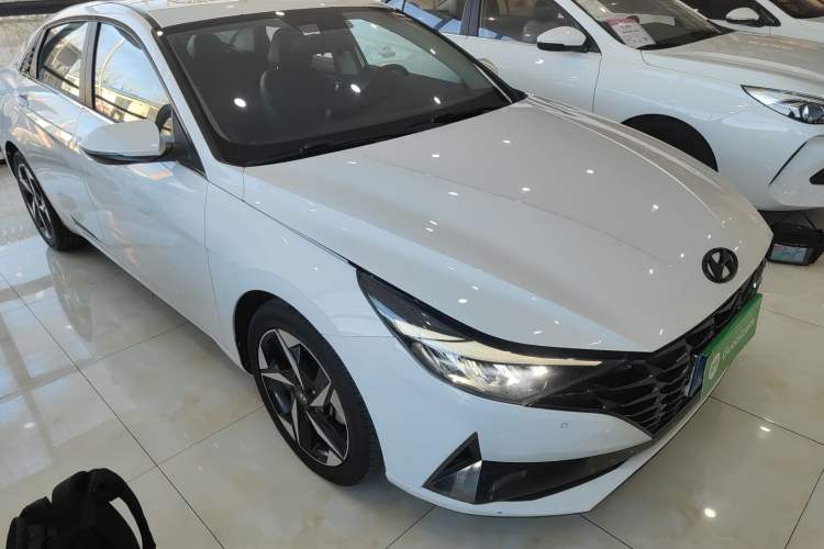 Used Hyundai Elantra 2021 1.5L CVT GLX Elite Edition
