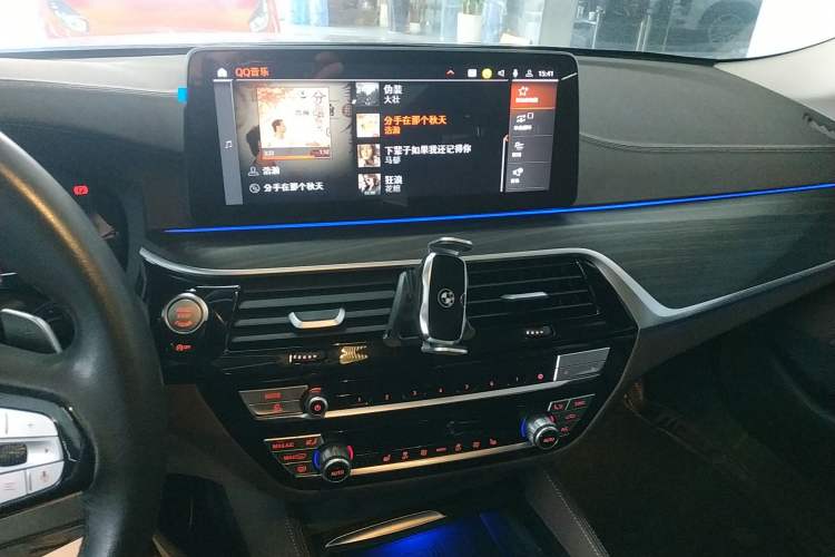 Used BMW 5 Series 2023 Facelifted 530Li Leading Luxury Package