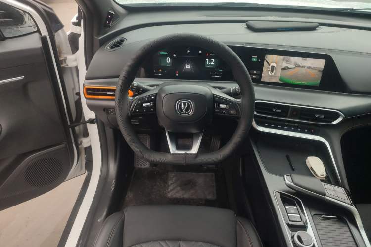 Used Changan UNI-T 2022 1.5T Prestige Version
