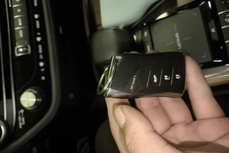 Used Lexus LS 2021 500h Excellence Edition
