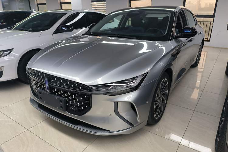 Used Lincoln Z 2024 2.0T Two-Wheel Drive Prestige Hybrid Version