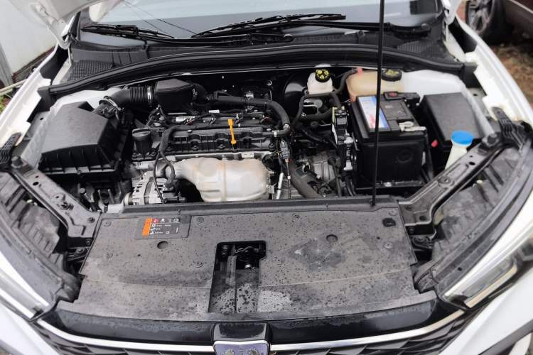 Used Roewe i5 2021 1.5L CVT Platinum Edition
