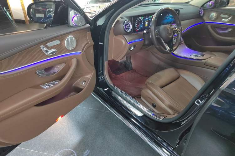 Used Mercedes-Benz E-Class 2022 Updated E 300 L Luxury Edition
