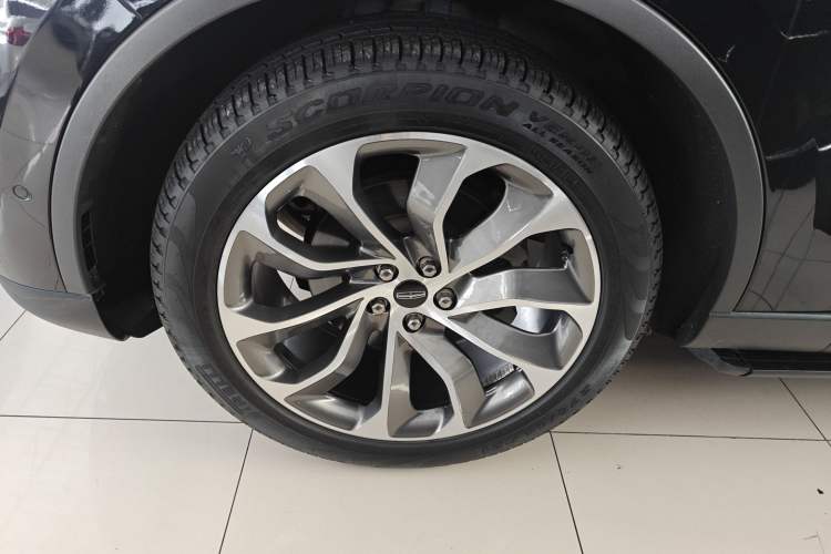 Used Lincoln Aviator 2020 3.0T V6 All-Wheel Drive Executive Version
