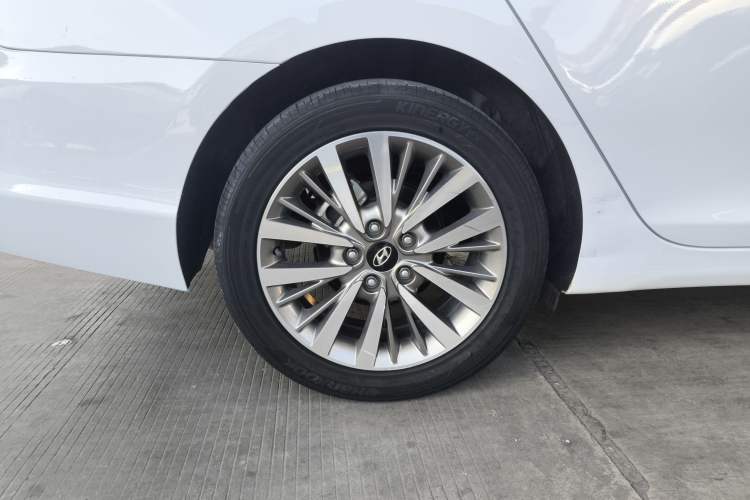 Used Hyundai Mistra 2019 1.8L Automatic Smart GLS China VI Standard
