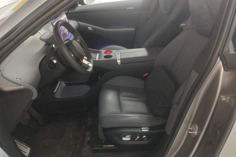 Used  YU7 2025 Ultra-Long Range High-Performance All-Wheel-Drive Max Edition
