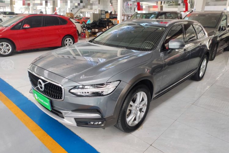 Used Volvo V90 2019 Cross Country T5 AWD Smart Range Version China VI Standard
