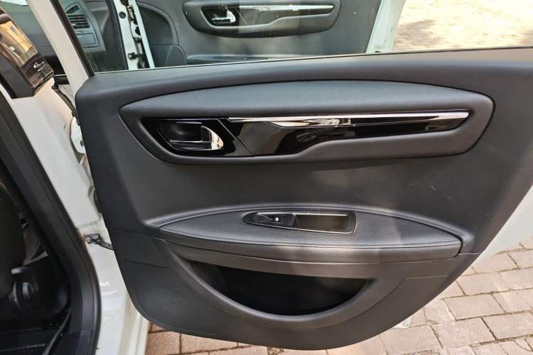 Used Citroen C-Quatre 2016 Classic Sedan 1.6L Manual - Premium Version
