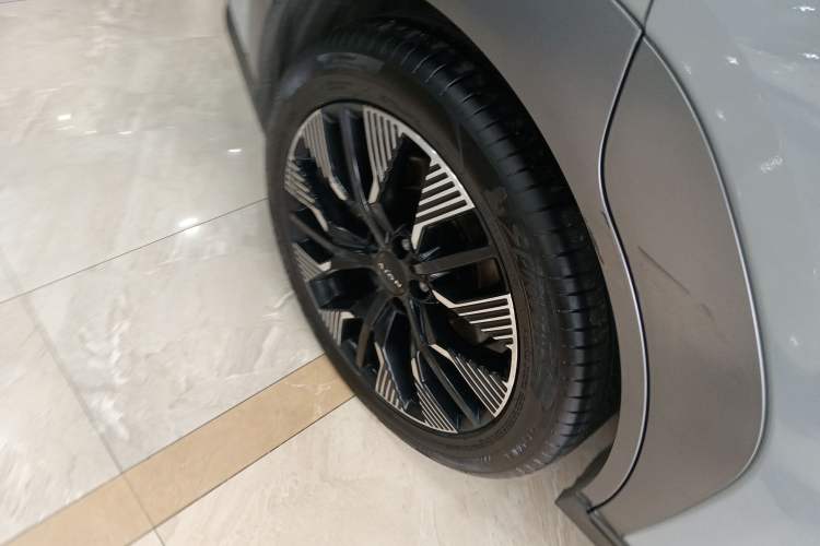 Used AION Y 2021 70 Enjoyment Tech Edition
