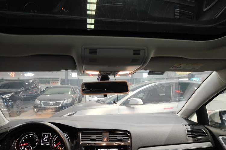 Used Volkswagen Golf 2019 280TSI DSG Comfort Version China VI Standard
