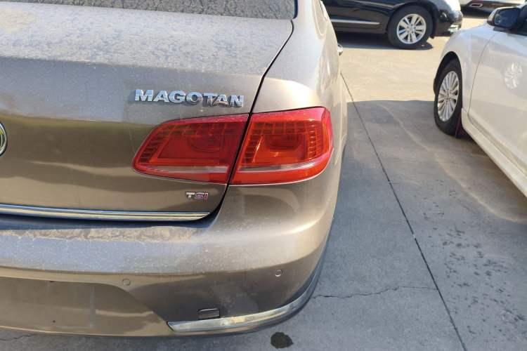 Used Volkswagen Magotan 2015 1.8TSI Advanced Model