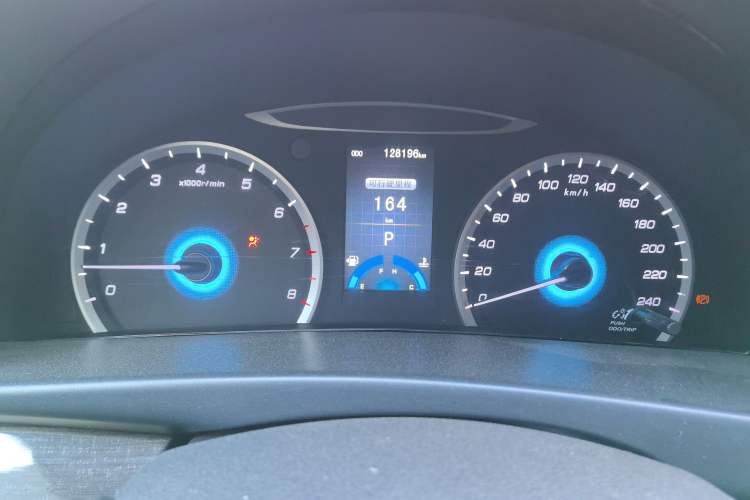 Used Changan Raeton 2014 1.8T Automatic Prestige Anniversary Edition China V Standard
