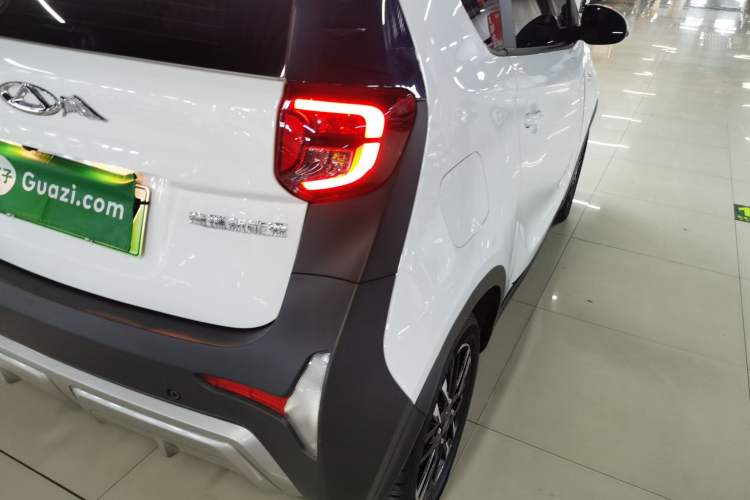 Used Chery Little Ant 2022 Sweet Pink Edition Half-Sugar Version 3-Cell Lithium 30kW 301km