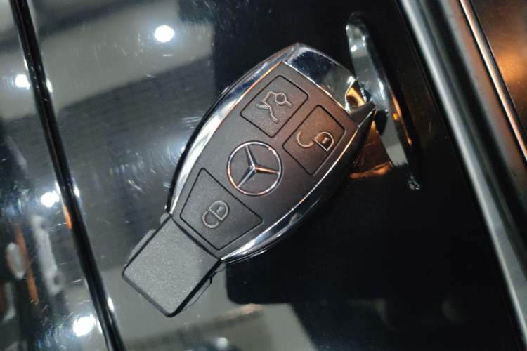 Used Mercedes-Benz E-Class (Import) 2014 E 200 Coupe