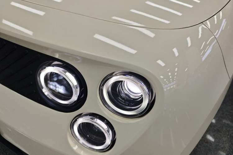 Used  firefly 2025 Illuminated Edition