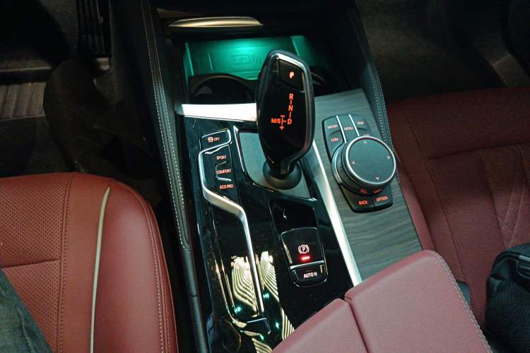 Used BMW 5 Series 2022 Updated 530Li Leading Edition Luxury Package
