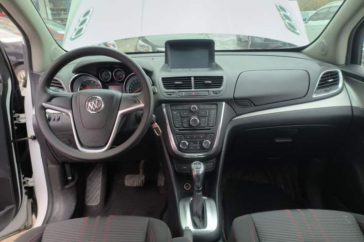 Used Buick Encore 2015 1.4T Automatic Two-Wheel Drive Urban Elite Version
