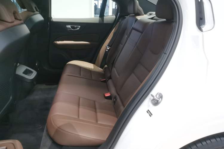 Used Volvo S60 2025 B4 Zhiyi Luxury Edition
