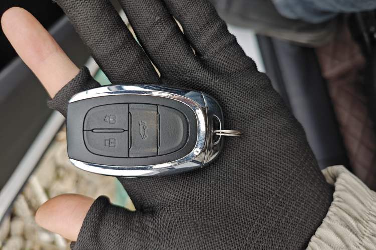 Used SAIC MAXUS G50 2023 PLUS 1.5T Automatic Cruise Version
