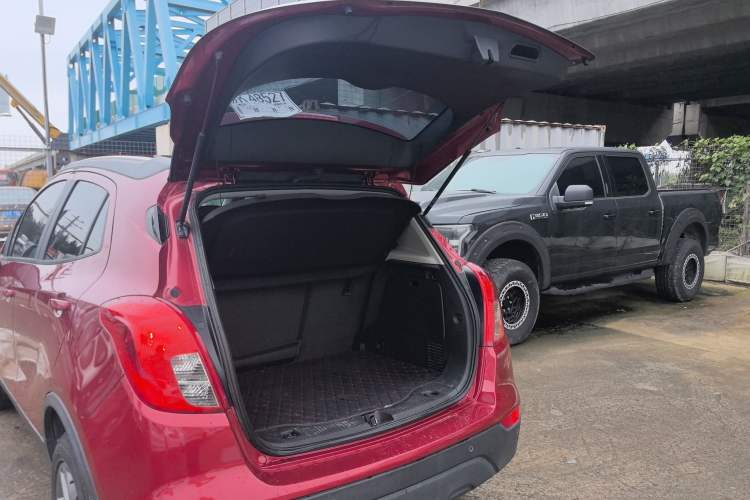 Used Buick Encore 2016 18T Manual Two-Wheel Drive Urban Advanced Model
