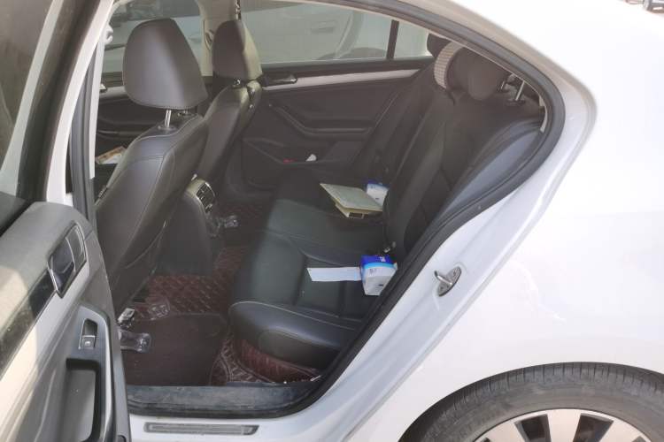 Used Volkswagen Sagitar 2018 1.6L Automatic Comfort Model
