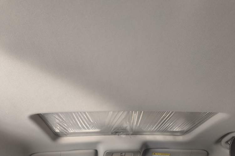 Used Roewe i6 2020 PLUS 1.6L CVT 4G Connected Glory Flagship Edition
