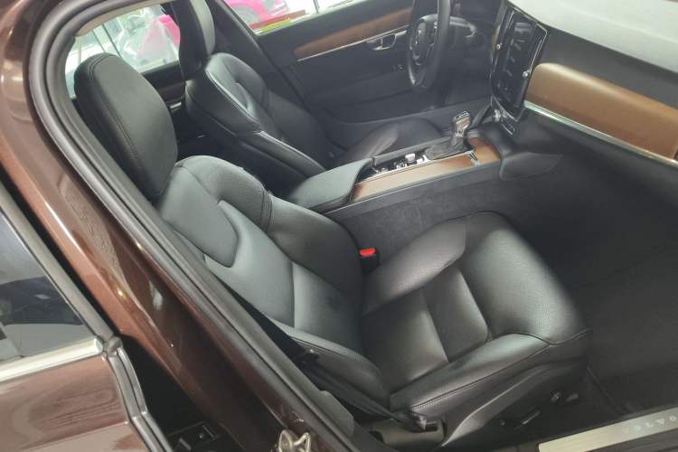 Used Volvo S90 2019 T5 Zhiyi Edition
