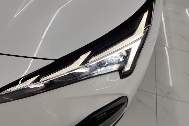 Used ARCFOX Alpha T5 2025 520 MAX
