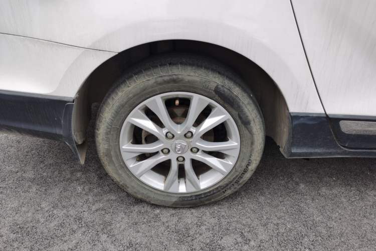 Used Baojun 730 2016 1.5L Manual Comfort Version 7 Seats China V Emission Standard
