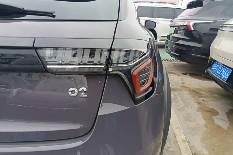 Used Lynk & Co 02 2022 1.5T DCT Shine Pro
