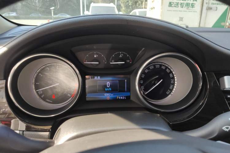 Used Buick Verano 2018 Sedan 20T Dual-Clutch Leading Model