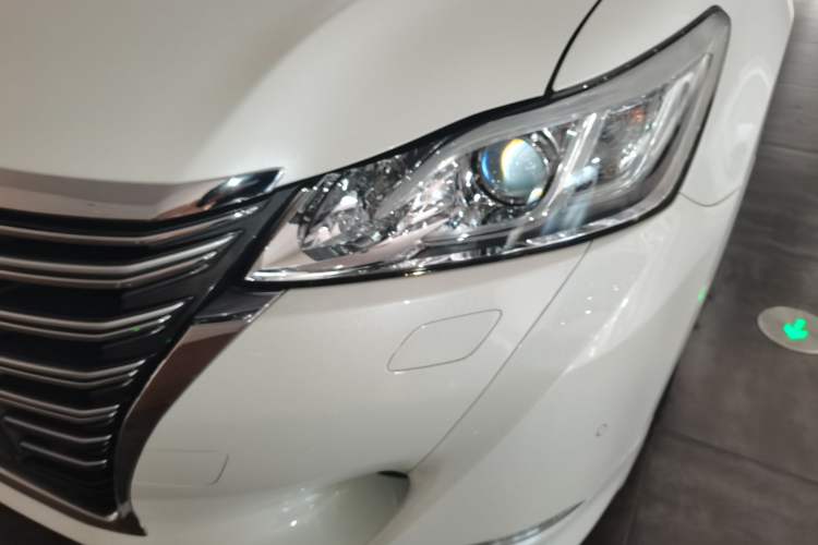 Used Toyota Crown 2017 2.0T Sport Edition
