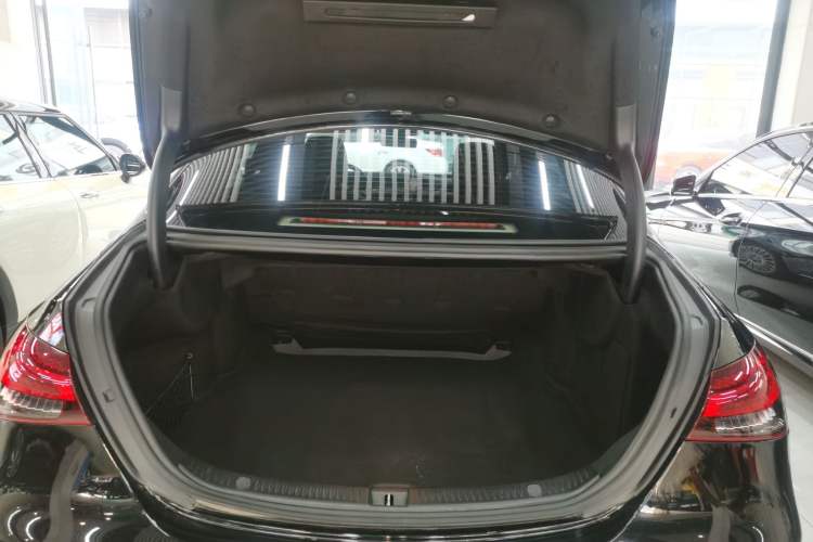 Used Mercedes-Benz E-Class 2022 Updated E 300 L Luxury Edition