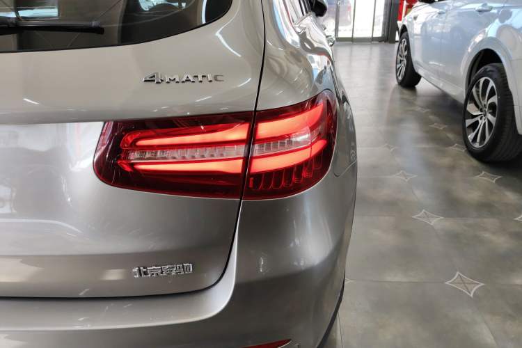 Used Mercedes-Benz GLC 2019 GLC 260 L 4MATIC Luxury Model
