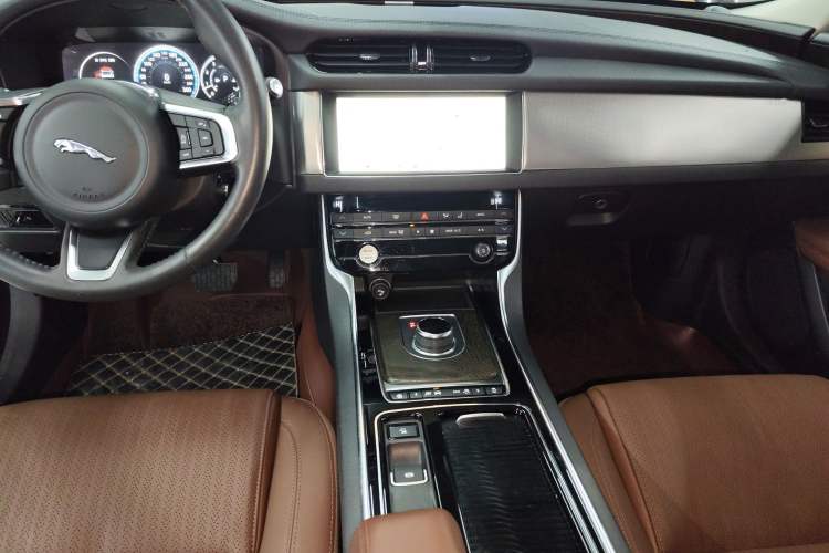 Used Jaguar XFL 2020 XFL 2.0T P250 Two-Wheel-Drive Luxury Edition