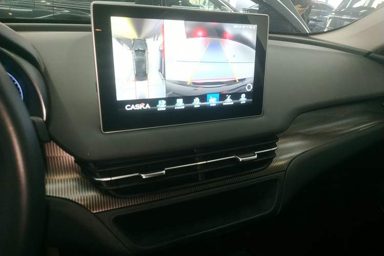 Used Hongqi E-QM5 2022 431 km Charge & Enjoy Edition
