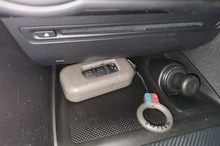 Used Mazda Mazda 3 Axela 2016 Sedan 1.5L Automatic Comfort Model
