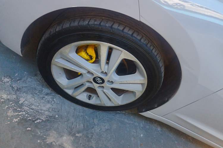 Used Hyundai Elantra 2016 1.6L Automatic ZhiXuan – Elite Version