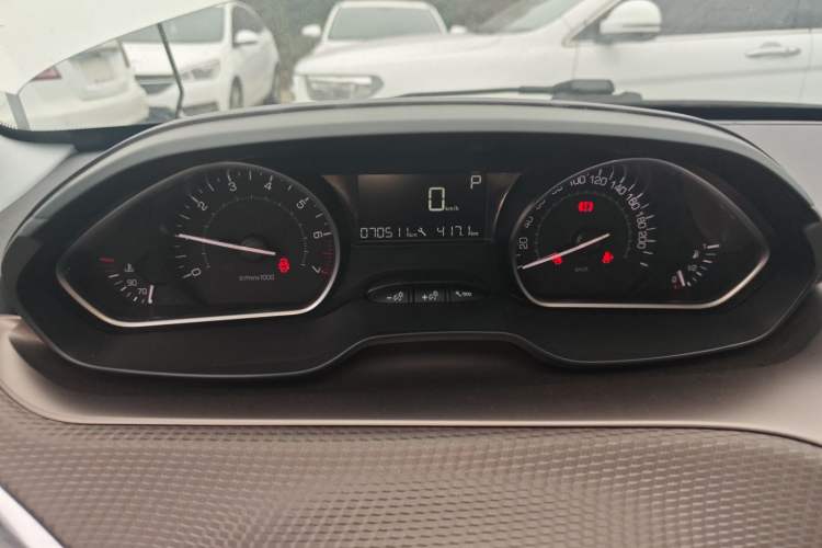 Used Peugeot 2008 2014 1.6L Automatic Fashion Edition