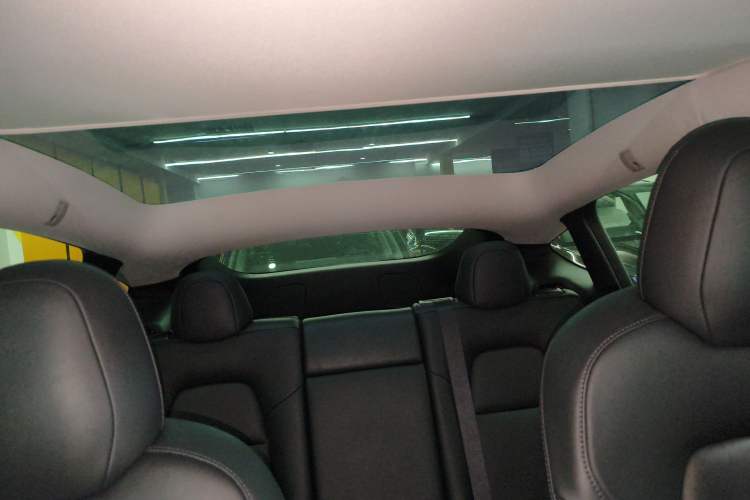 Used Tesla Model Y 2022 Rear-Wheel-Drive Version
