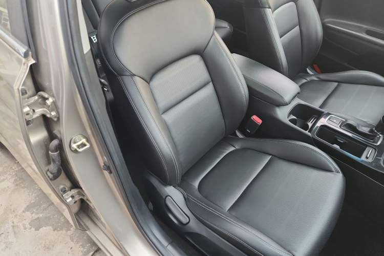 Used Kia K4 2014 1.8L Automatic GLS