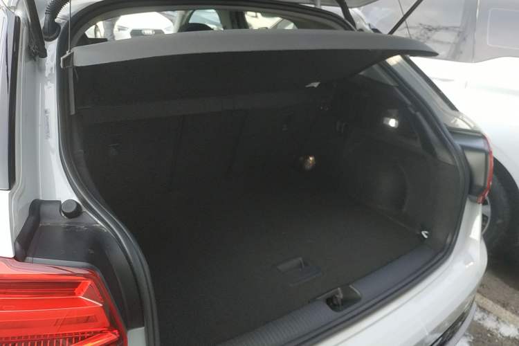 Used Audi Q2L 2021 35 TFSI Progressive Dynamic Edition
