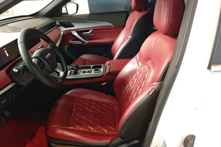 Used JETOUR X70 PLUS 2024 Champion Edition 1.5T DCT Champion PRO 5-Seater