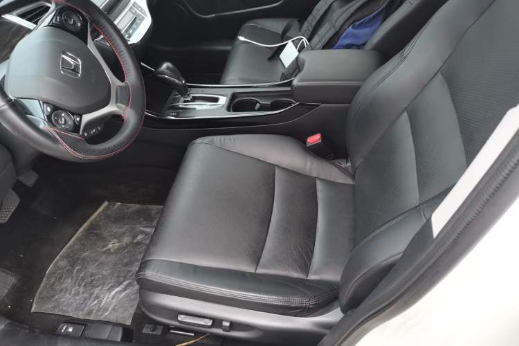 Used Honda Jade 2017 210 TURBO CVT Luxury Edition 5 Seats
