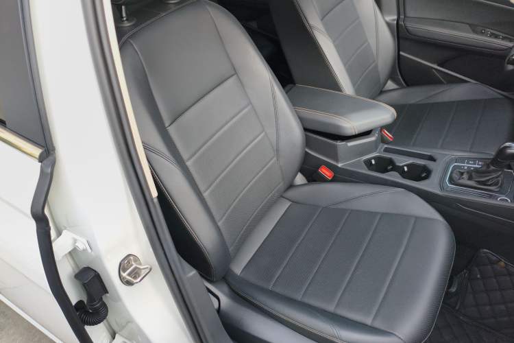 Used Volkswagen Lavida 2021 1.5L Automatic Comfort Edition
