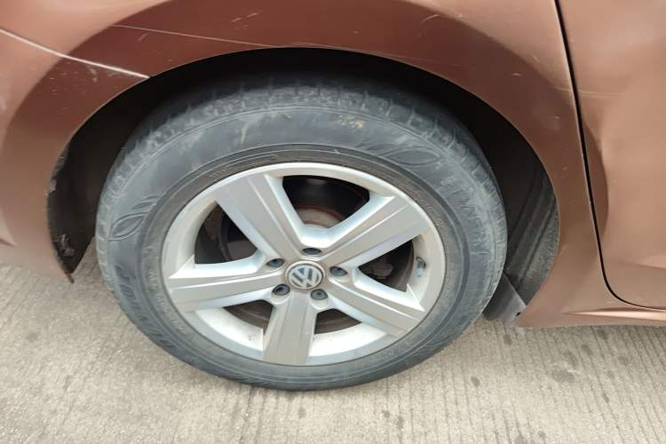 Used Volkswagen Lamando 2015 230TSI DSG Fashion Edition
